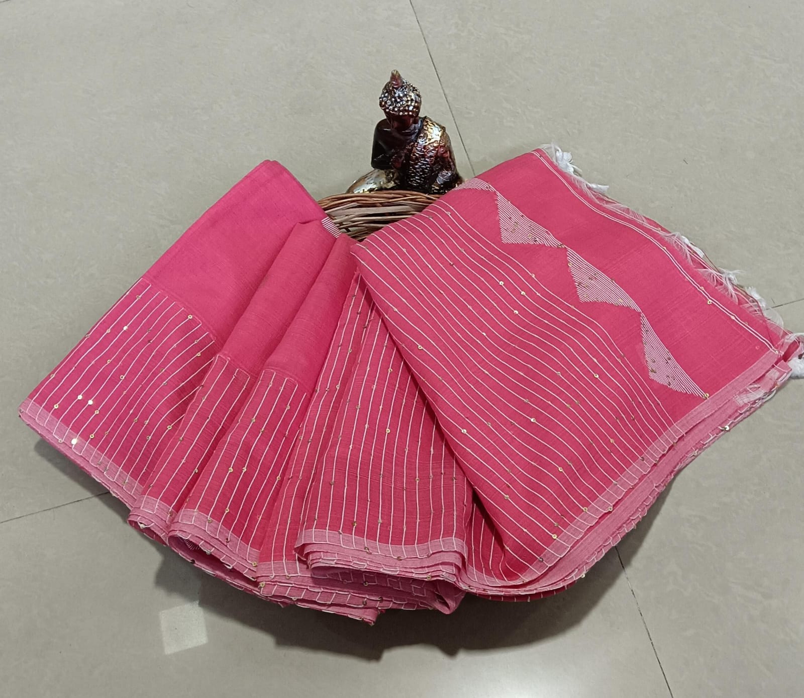 MULTICOLOR HANDLOOM SARees